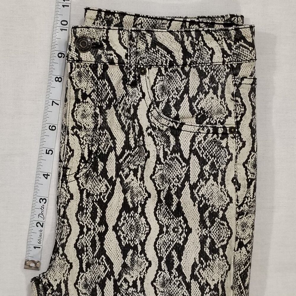 Snakeskin Print Skinny Pants Size 6 Wild Fable Neutral Stretch Denim Pockets - Picture 12 of 16